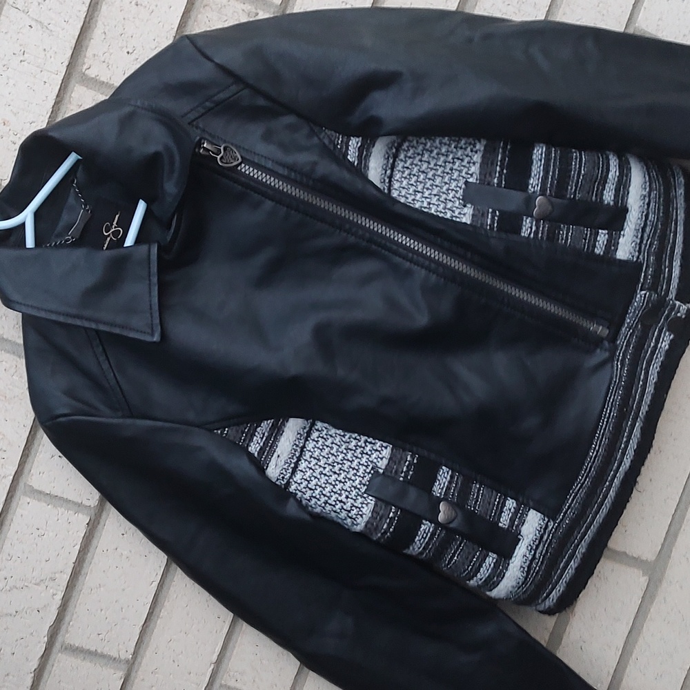 Jessica Simpson Jacket - Picture 4 of 11